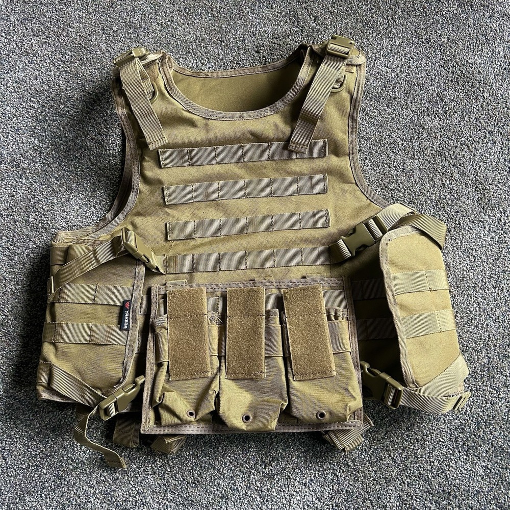 YAKEDA Coyote Tan MOLLE Tactical Vest 3 Front Pouches Adjustable Airsoft Combat